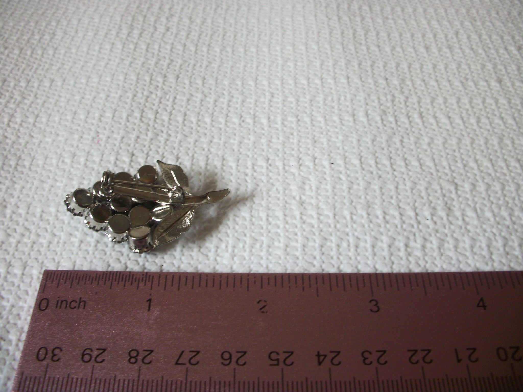 Vintage Grape Prong Set Rhinestones Brooch 40820