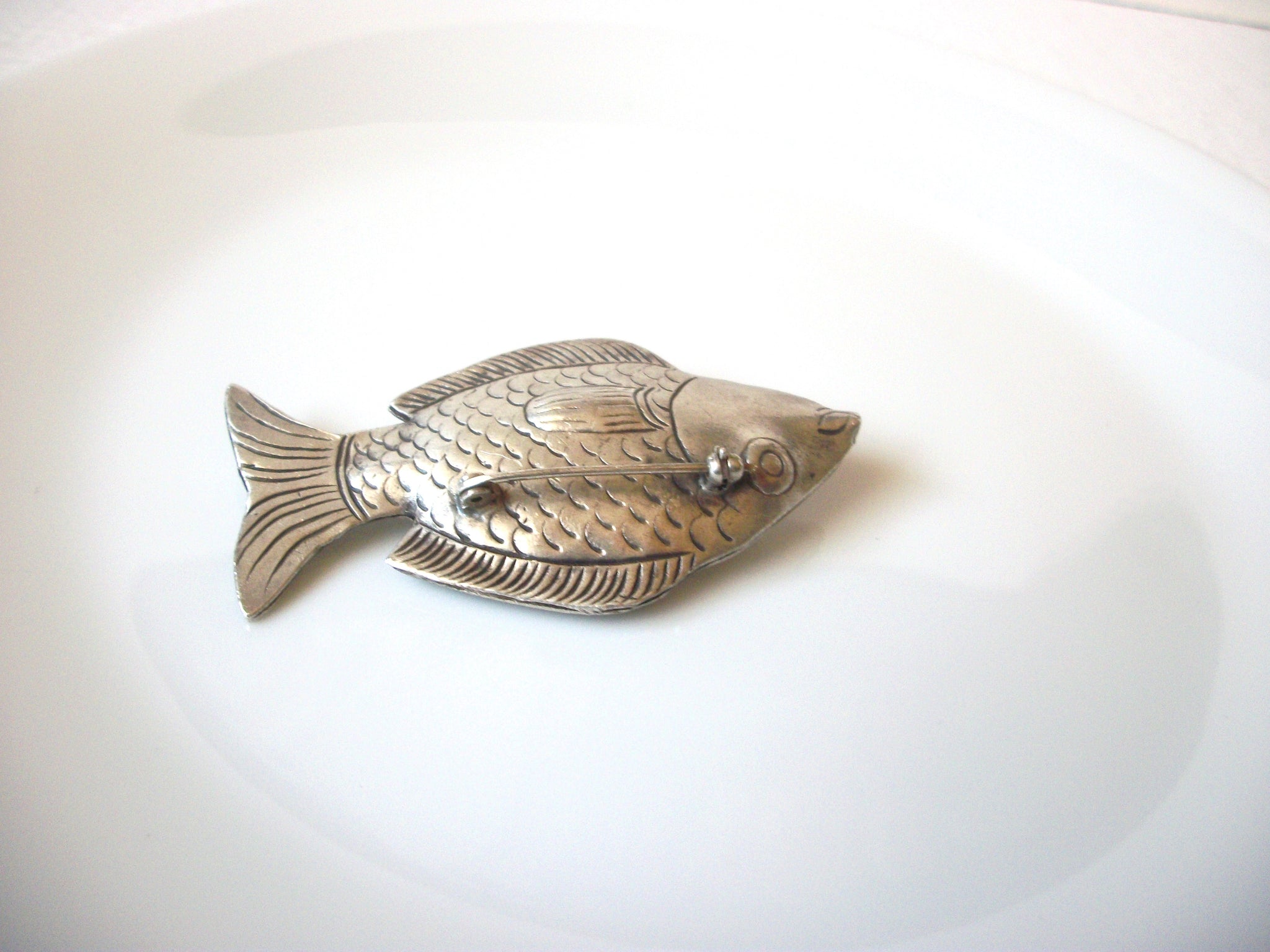 Vintage Larger Pewter Fish Brooch Pin 121020
