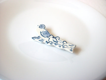 Hand Made Porcelain Crackled Duck Baby Brooch Pin 121120