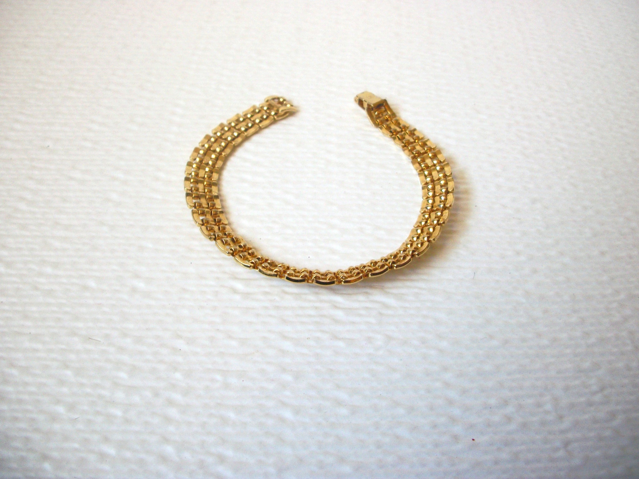 Vintage Gold Toned Bracelet 121520