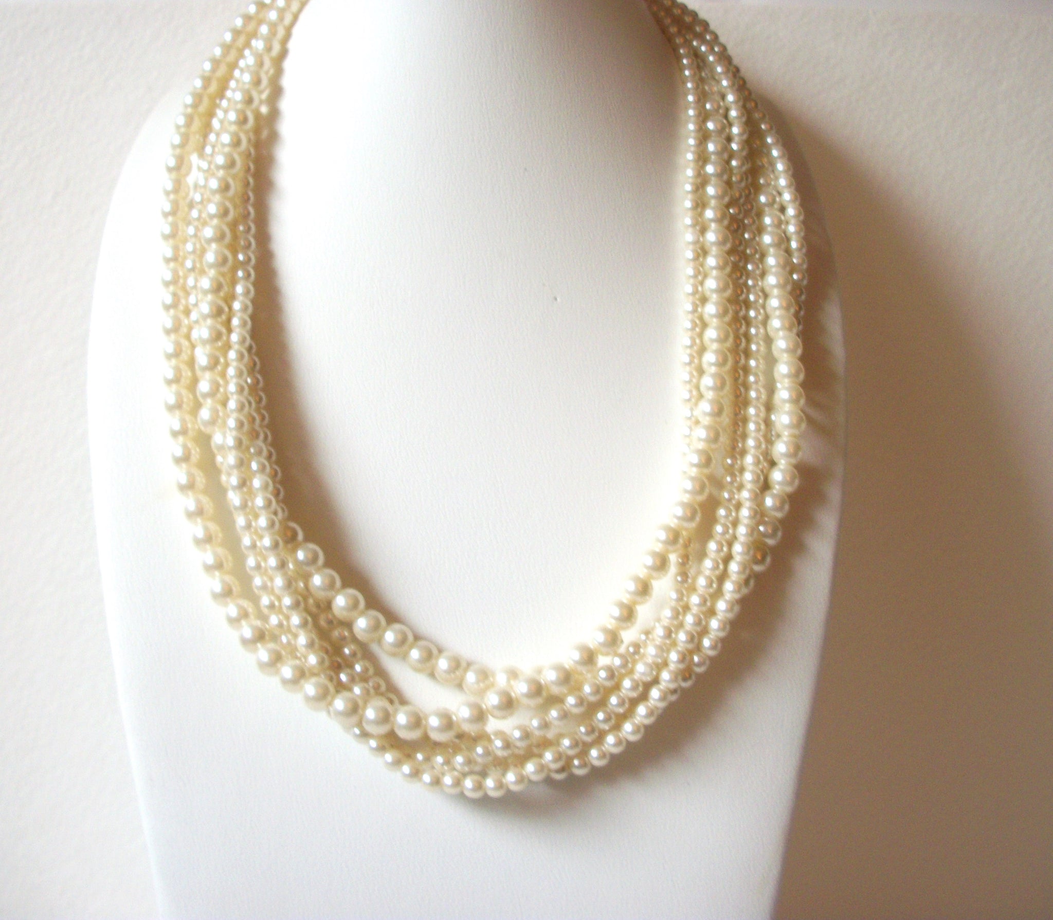 Vintage Glass Pearl Necklace 60820