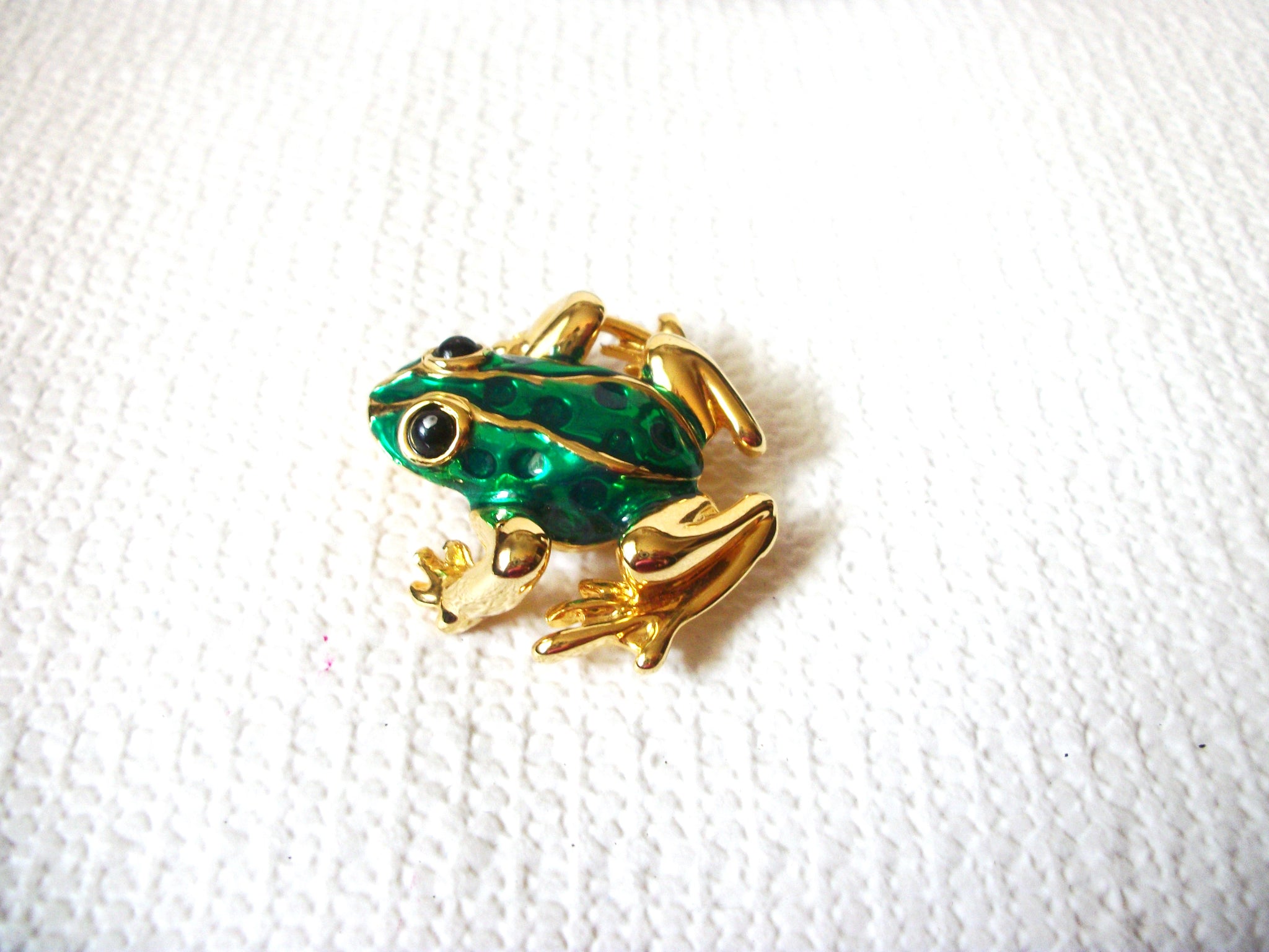Vintage Enameled Sweet Frog Brooch 41020