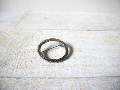 Vintage Circular Brooch 60720