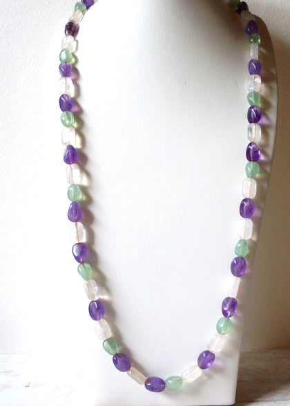 Vintage Lucite Necklace 60720