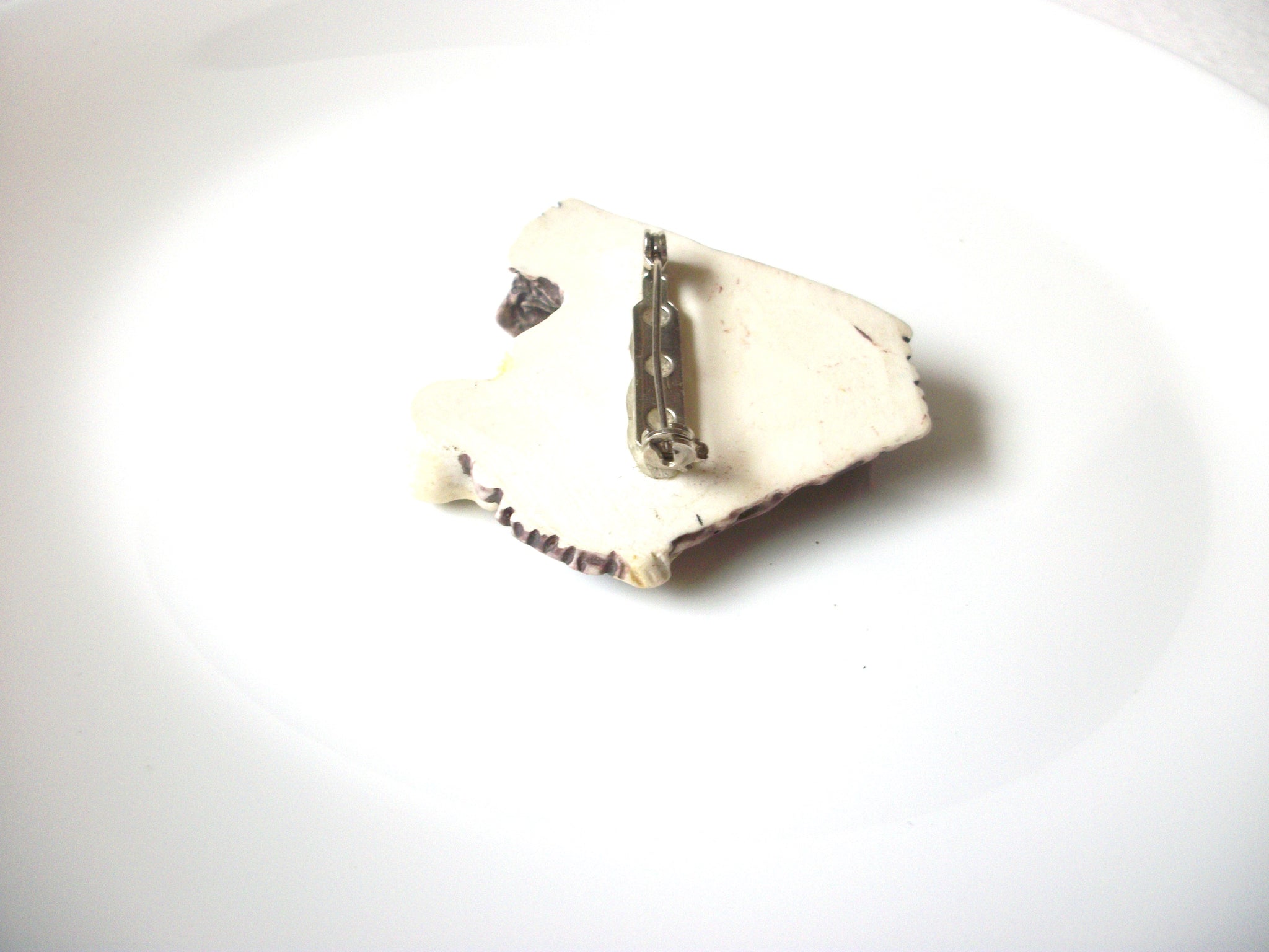 Vintage Old Plastic Skeleton Coffin Brooch Pin 121820