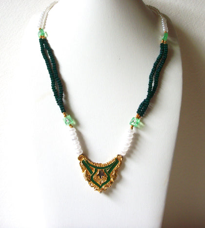 Retro Green Necklace 60720