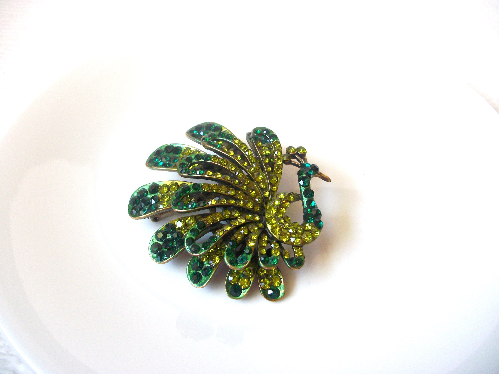 Vintage Larger Peacock Green Rhinestone Brooch Pin 121620