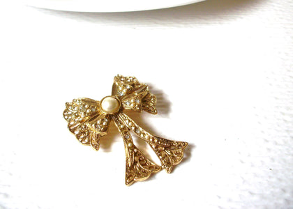 Vintage Gold Toned Faux Pearl Brooch Pin 121920