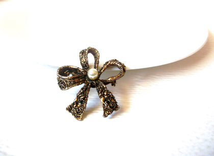 Vintage Antiqued Metal Pearl Ribbon Brooch Pin 121420