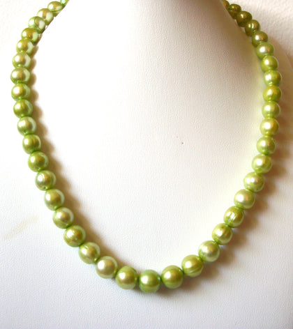 Retro Lime Green Hand Pressed Glass Beads Necklace 62020