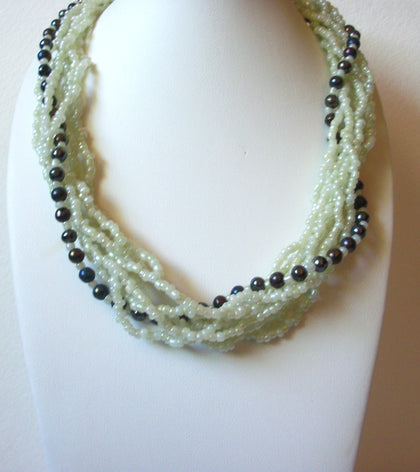 Vintage Mint Glass Necklace 60920