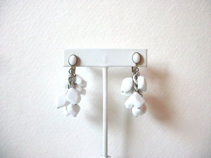 Retro White Dangle Earrings 61120