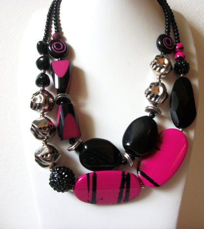 Retro 1970s Chunky Silver Pink Black Old Plastic Beads Necklace 62520