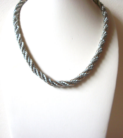 Retro Silver Toned Necklace 62520
