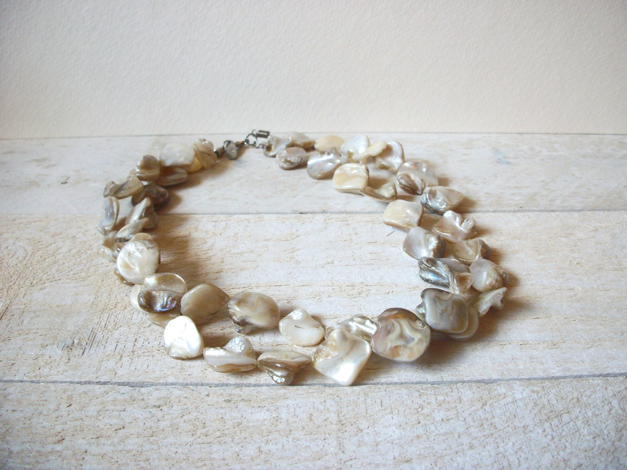 Vintage NY Shell Necklace 60920