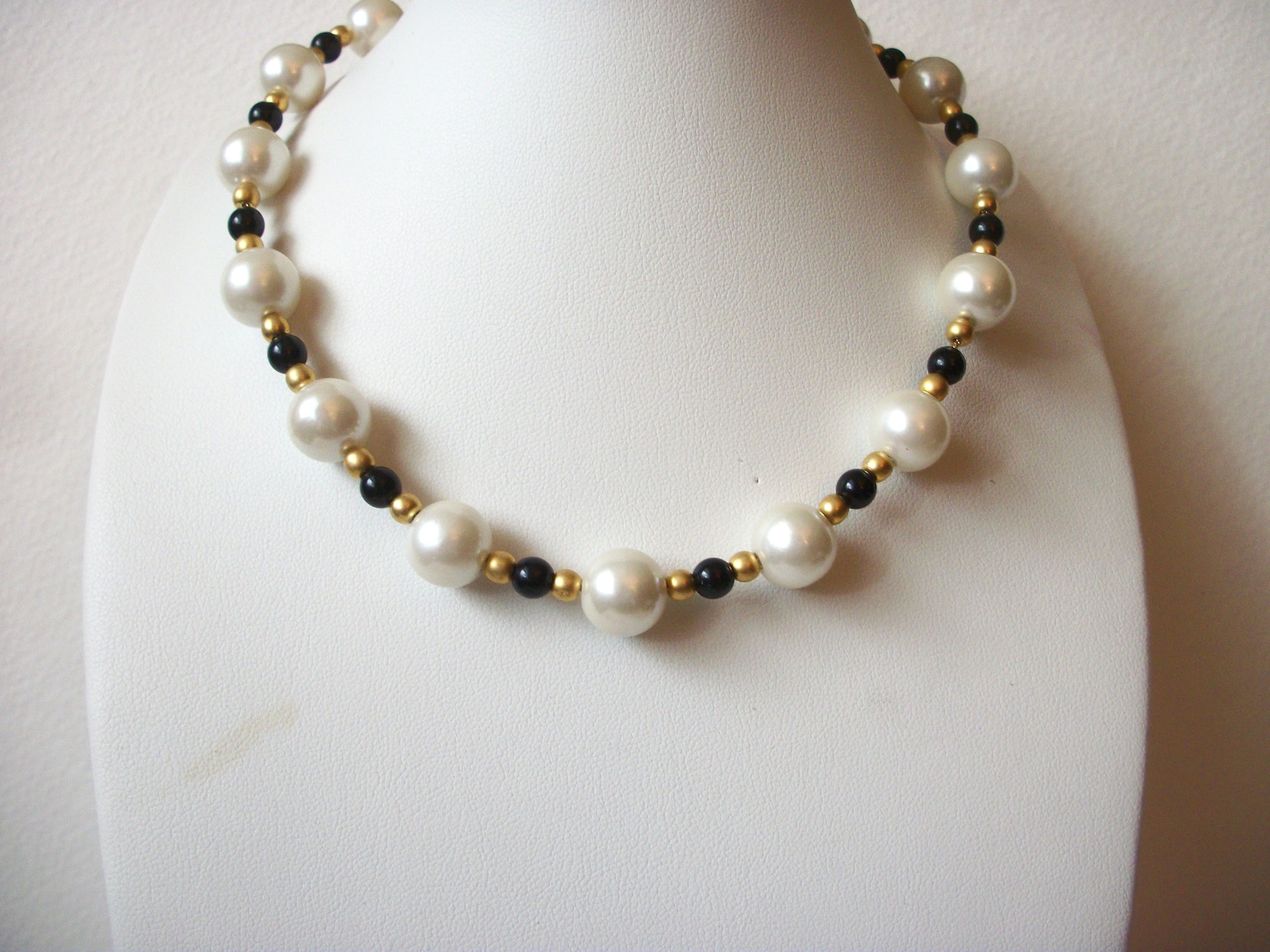 AK ANNE KLEIN Pearl Necklace 61720