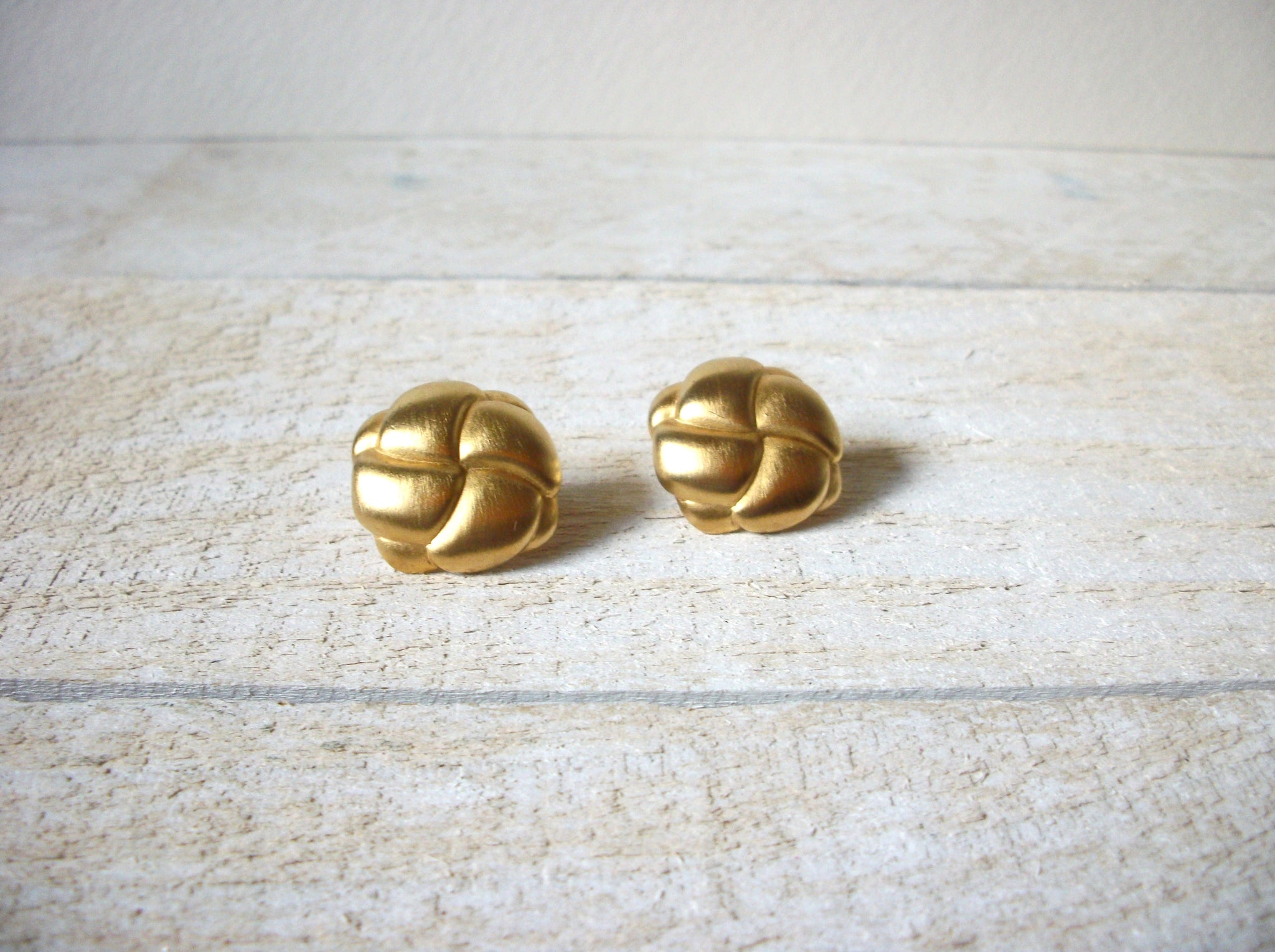 Retro Matte Gold Earrings 61020