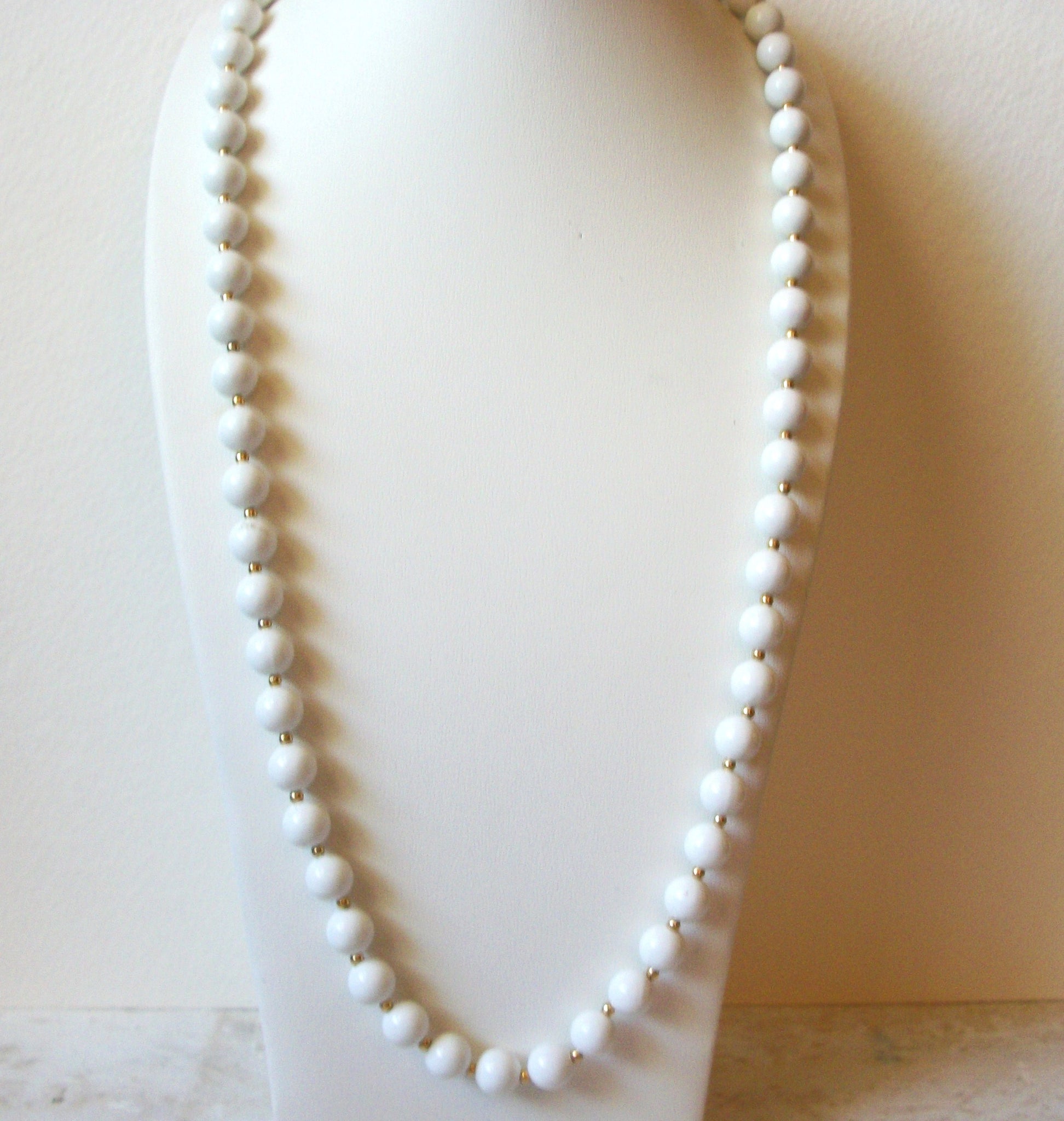 Retro White Beads Necklace 61420