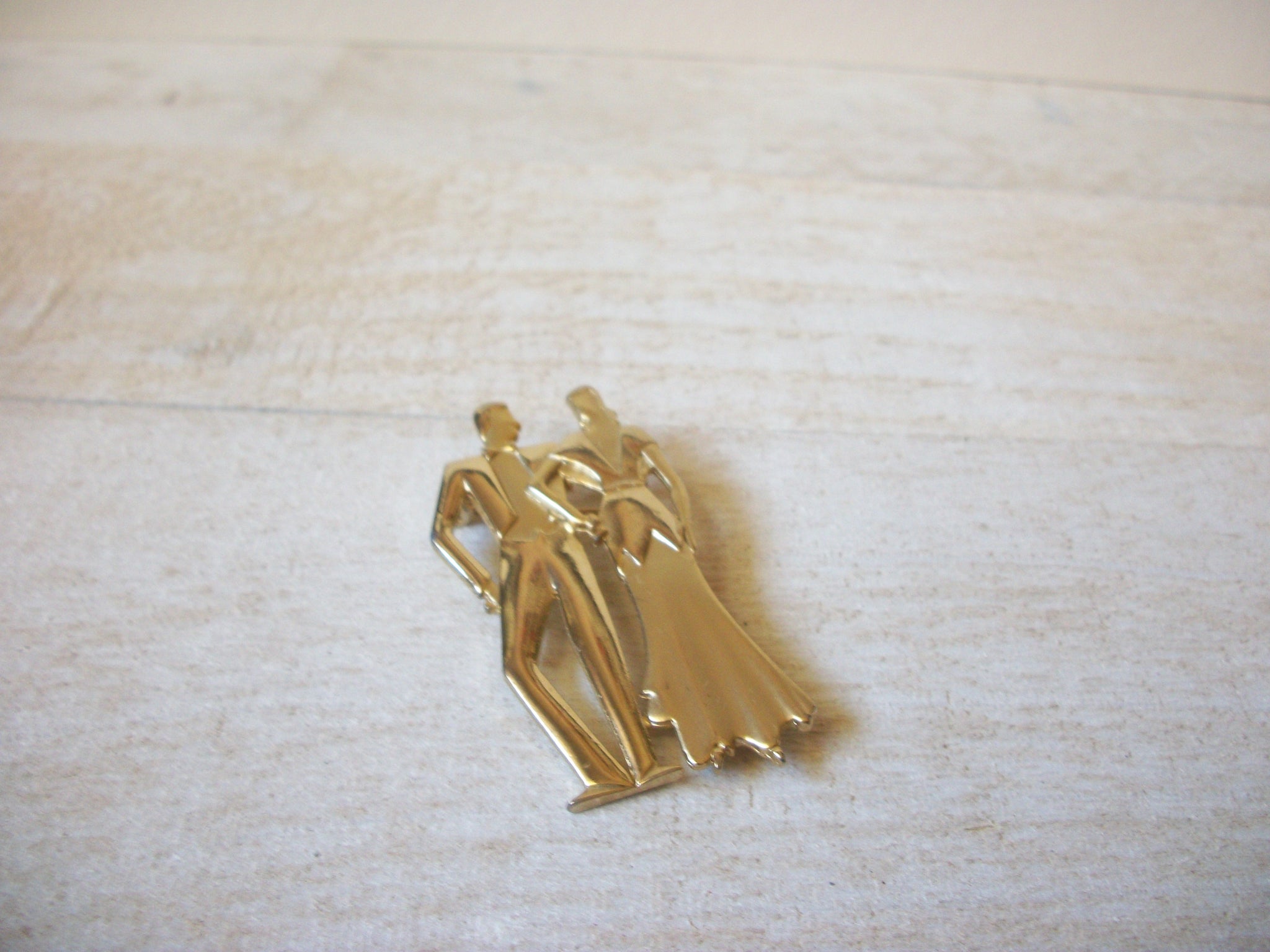 JJ 1988 Vintage Brooch 62920