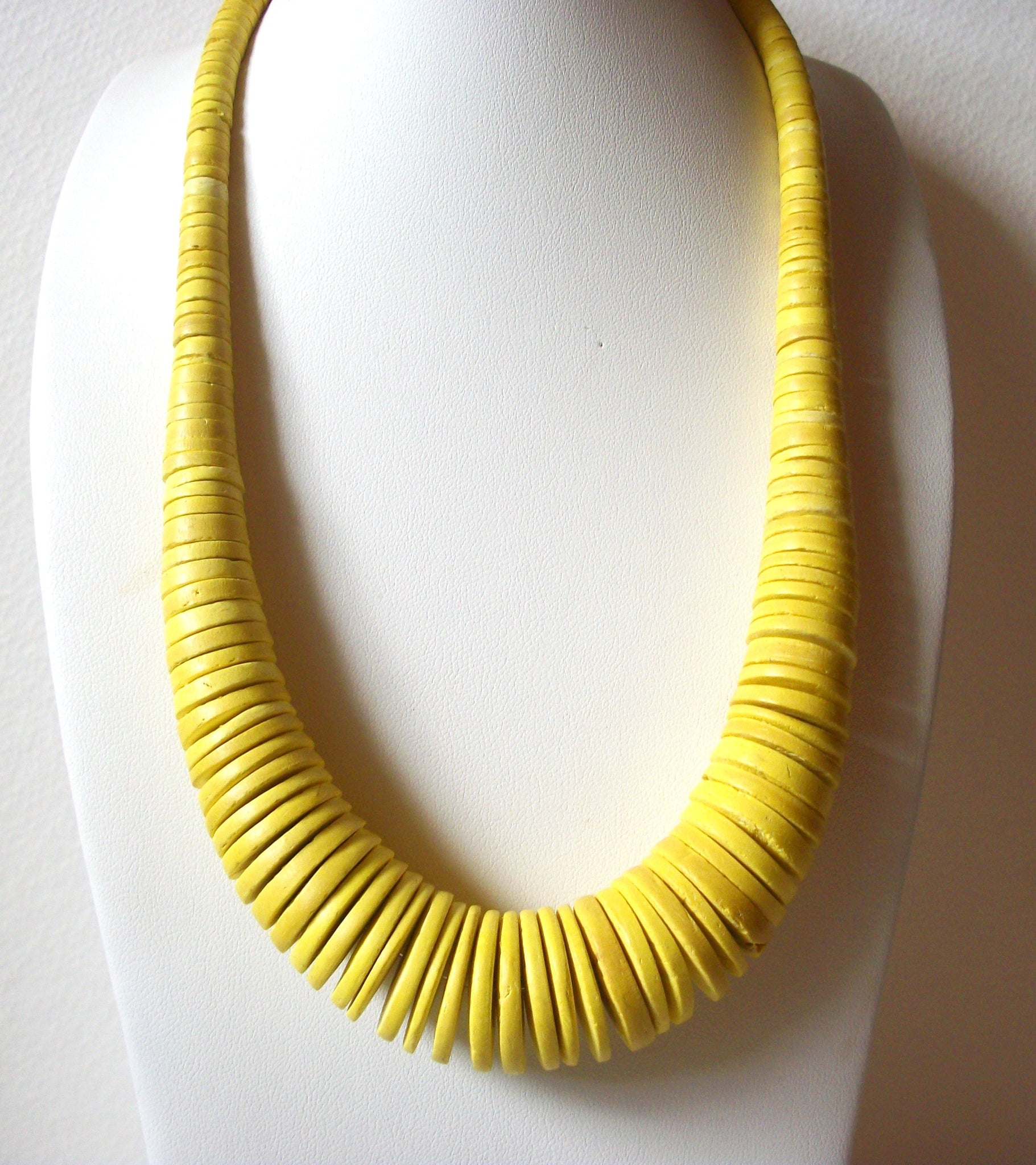 African Yellow Wood Necklace 70120
