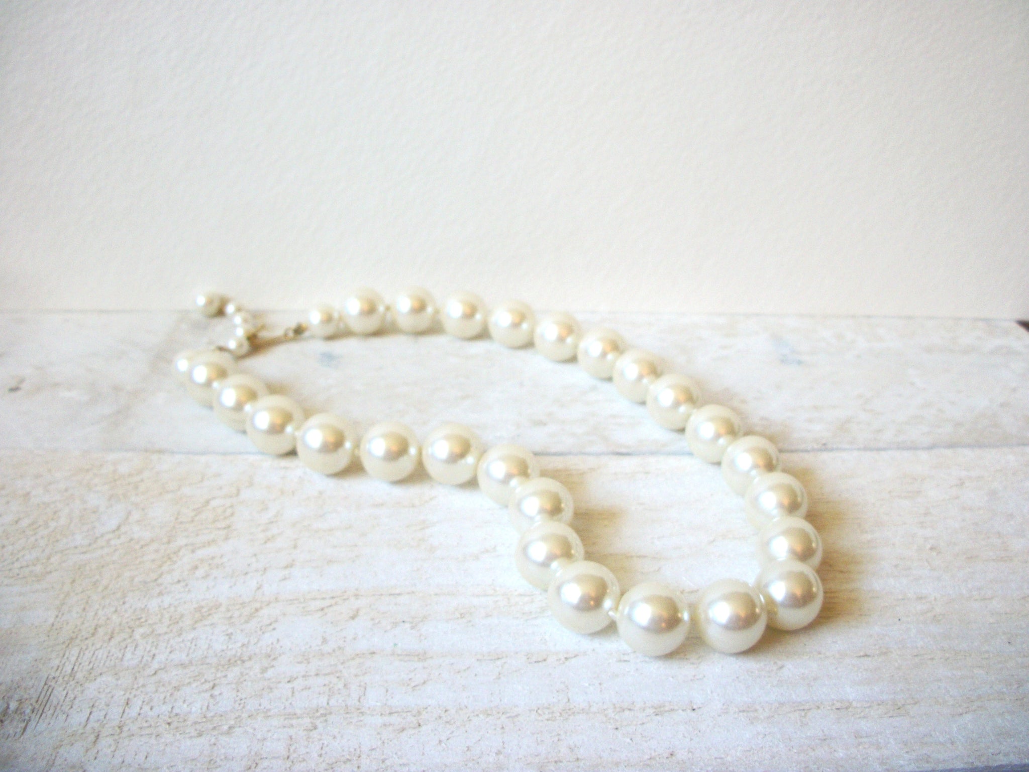 Vintage Glass Pearl Necklace 61420