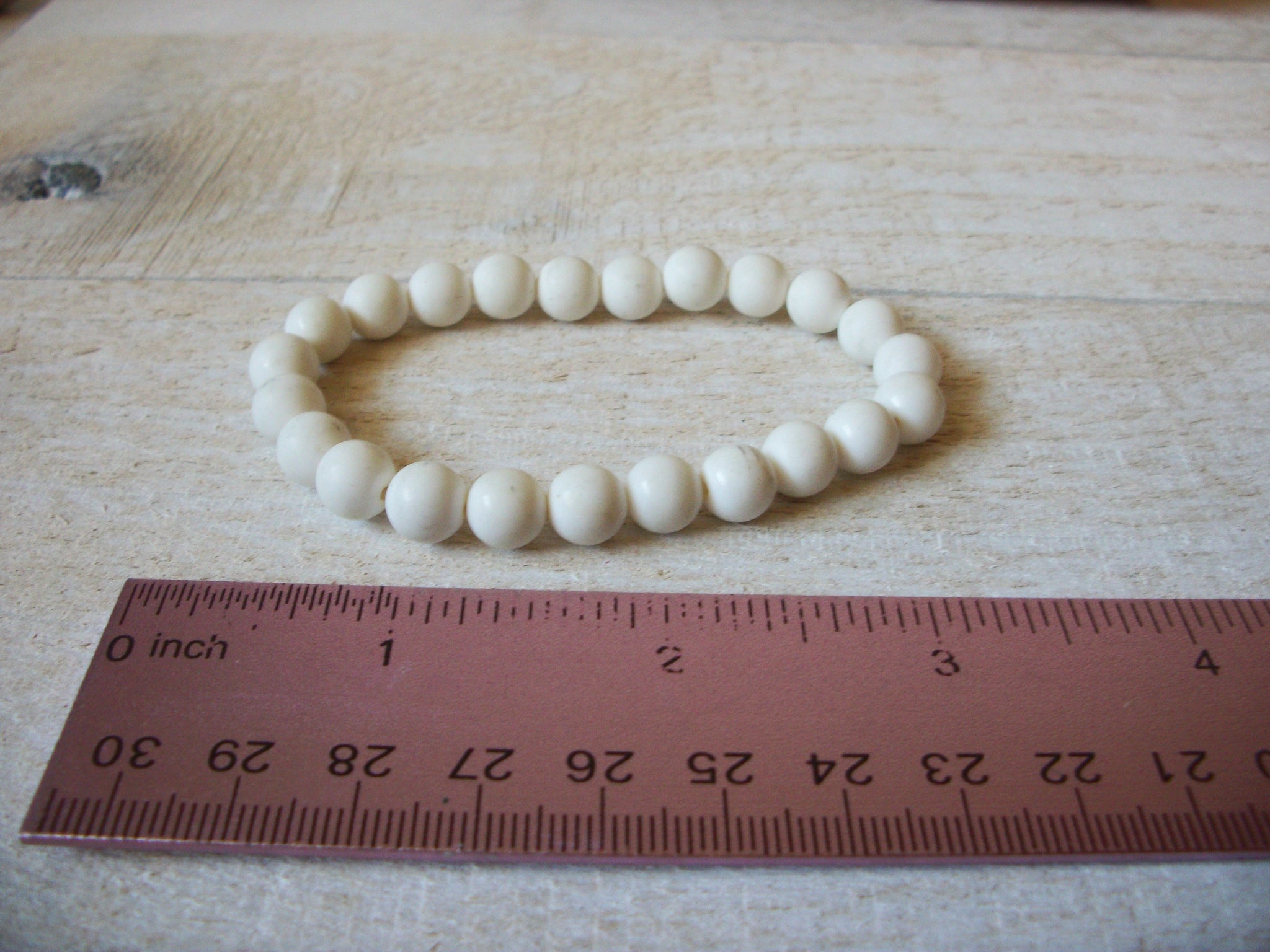 Vintage Milk Glass Bracelet 61520