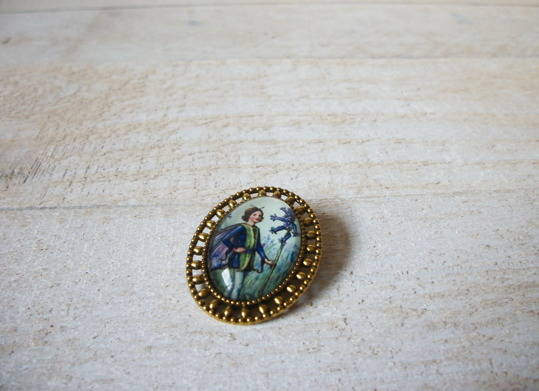 Hand Made Glass Young Lord Brooch 62220