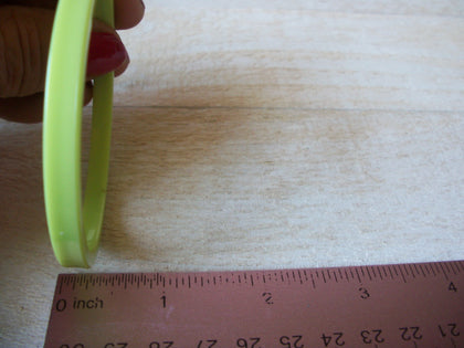 Retro Lime Bangle Bracelet 61920