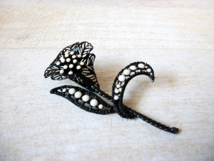 Vintage Black White Flower Brooch 70220