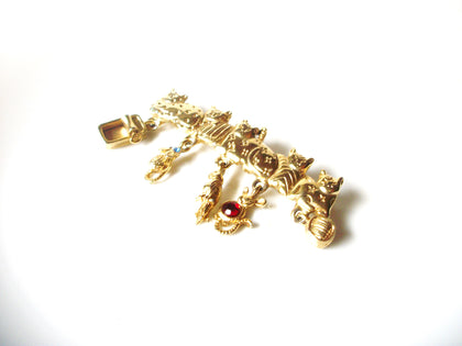 Vintage AJC Stamped Playful Cats Brooch Pin 122020