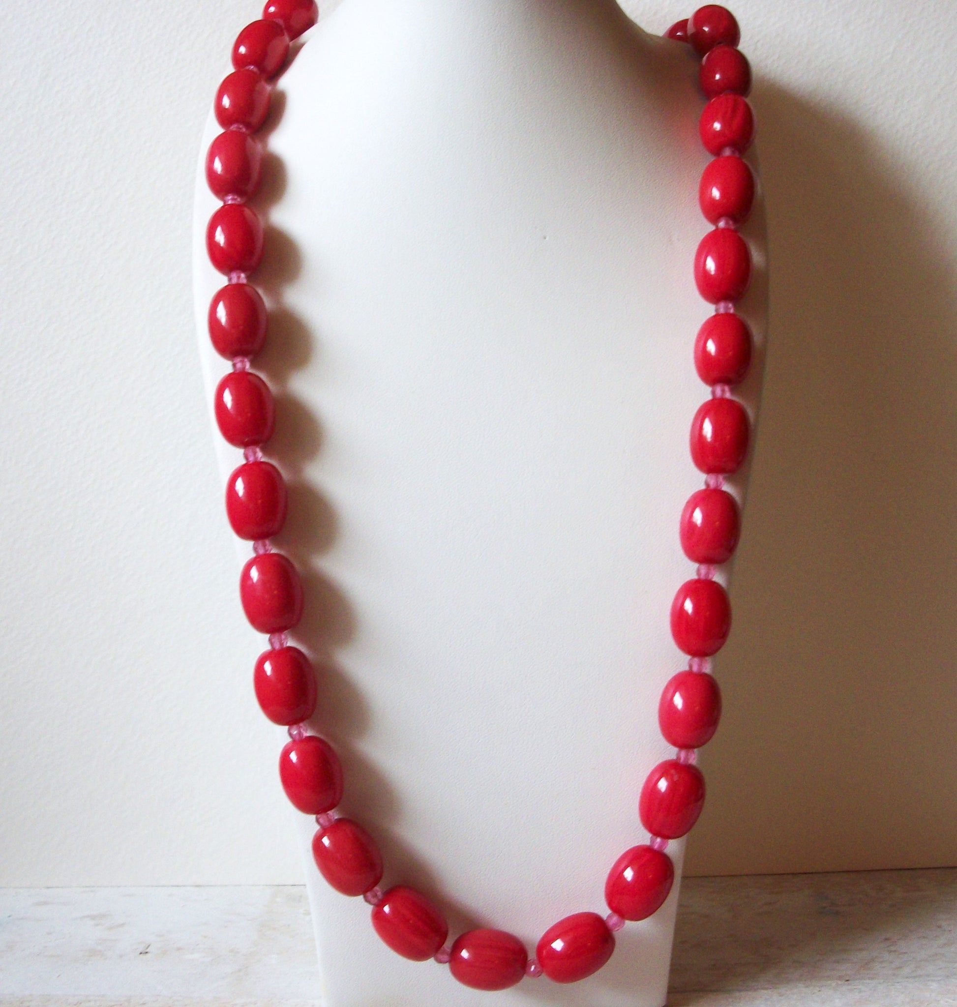 Retro Chunky Red Necklace 70320