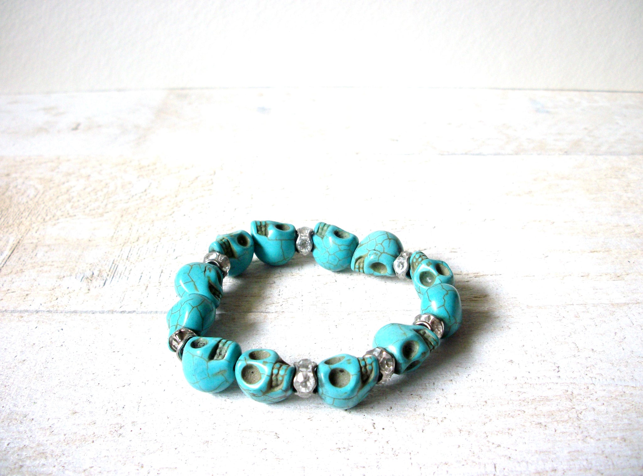 Hand Made Turquoise Stone Skulls Bracelet 70420