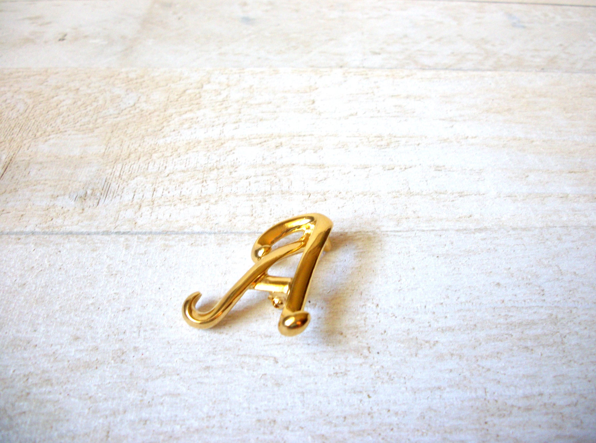 Vintage Gold Toned Initial A Brooch 70520