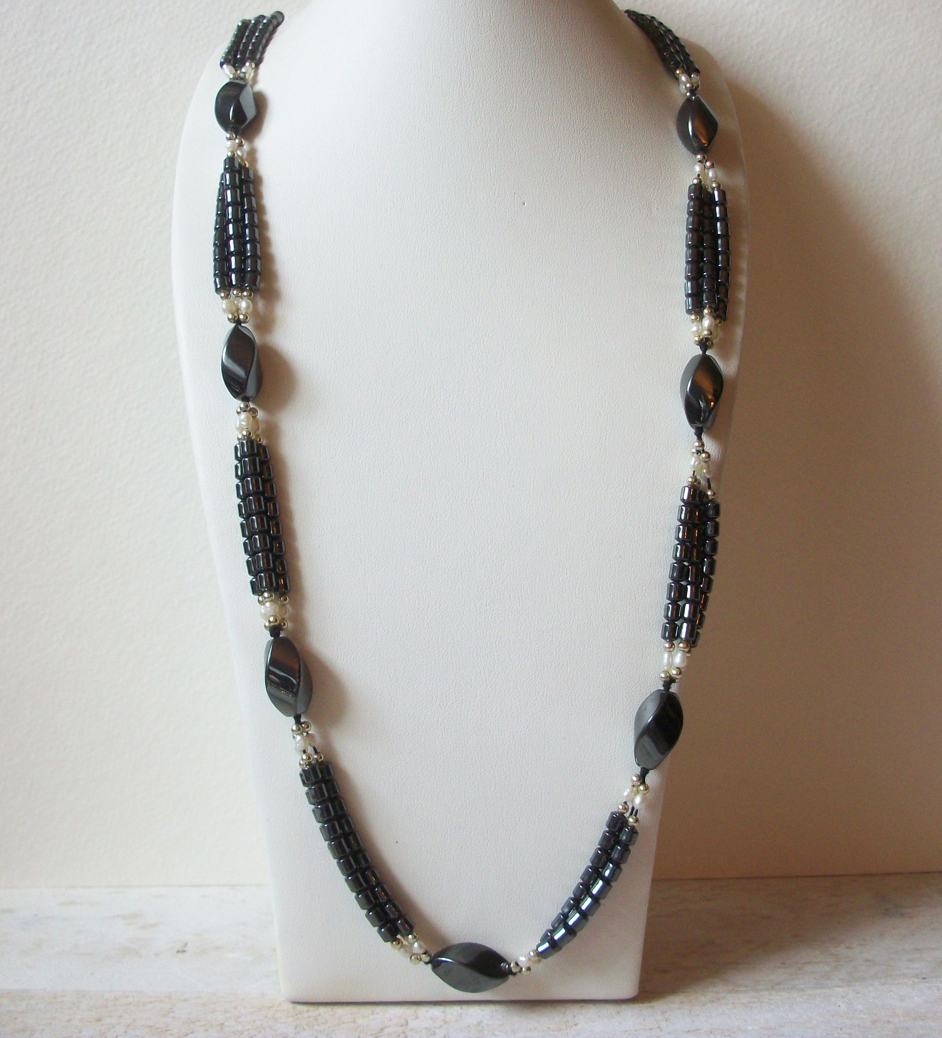 Hematite Pearls Necklace 70520