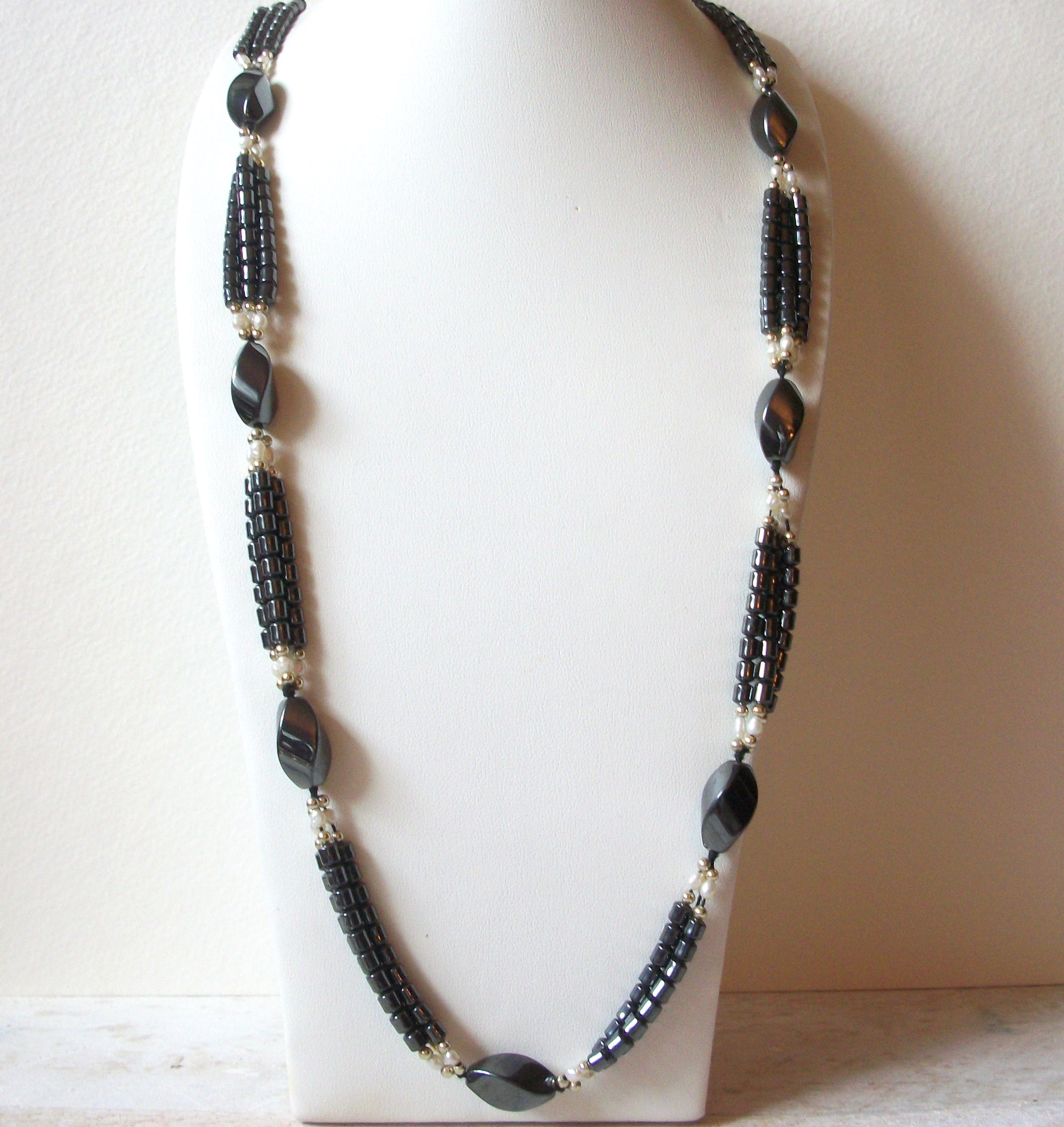 Hematite Pearls Necklace 70520