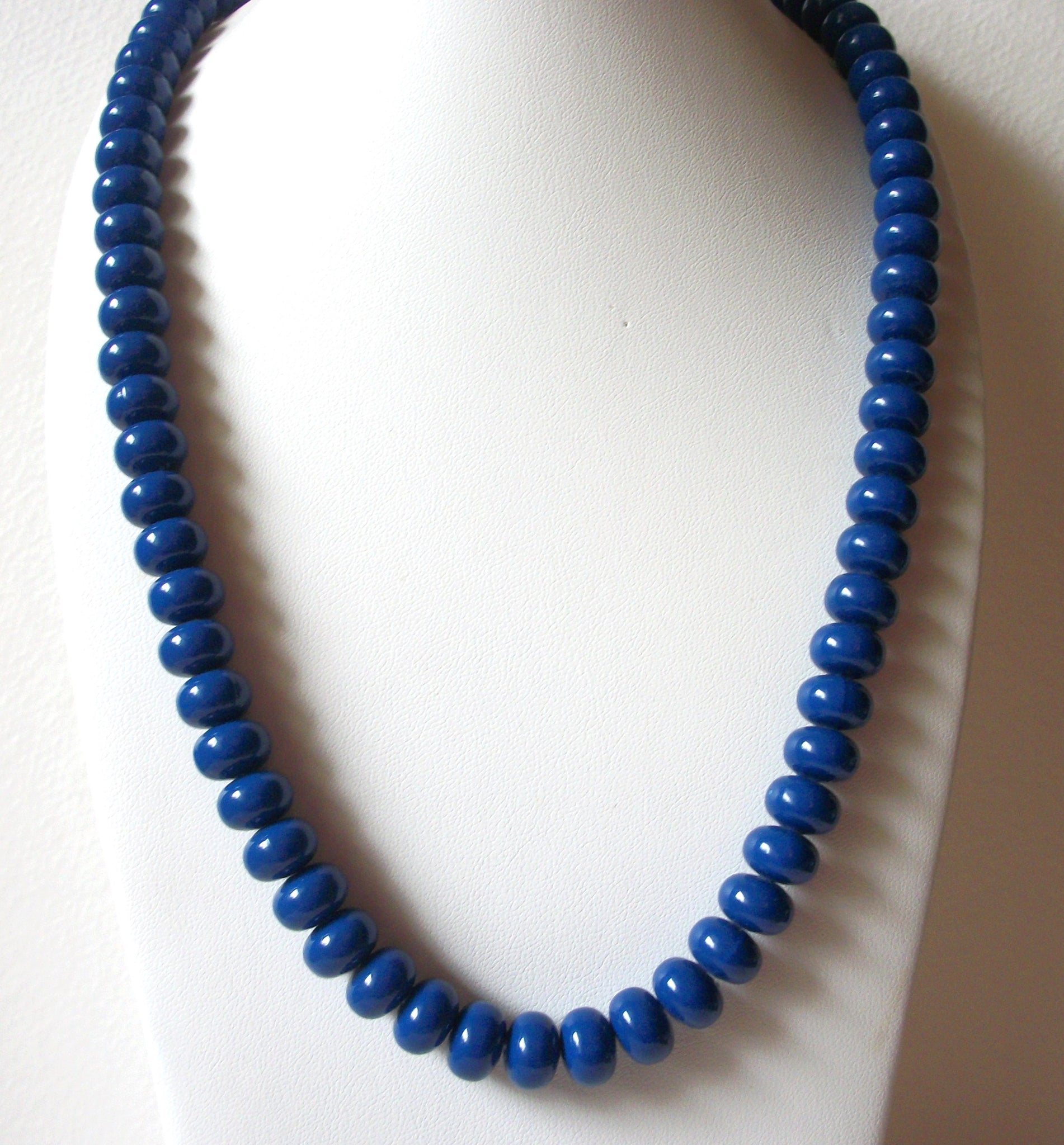 Retro Blue Beaded Necklace 70520