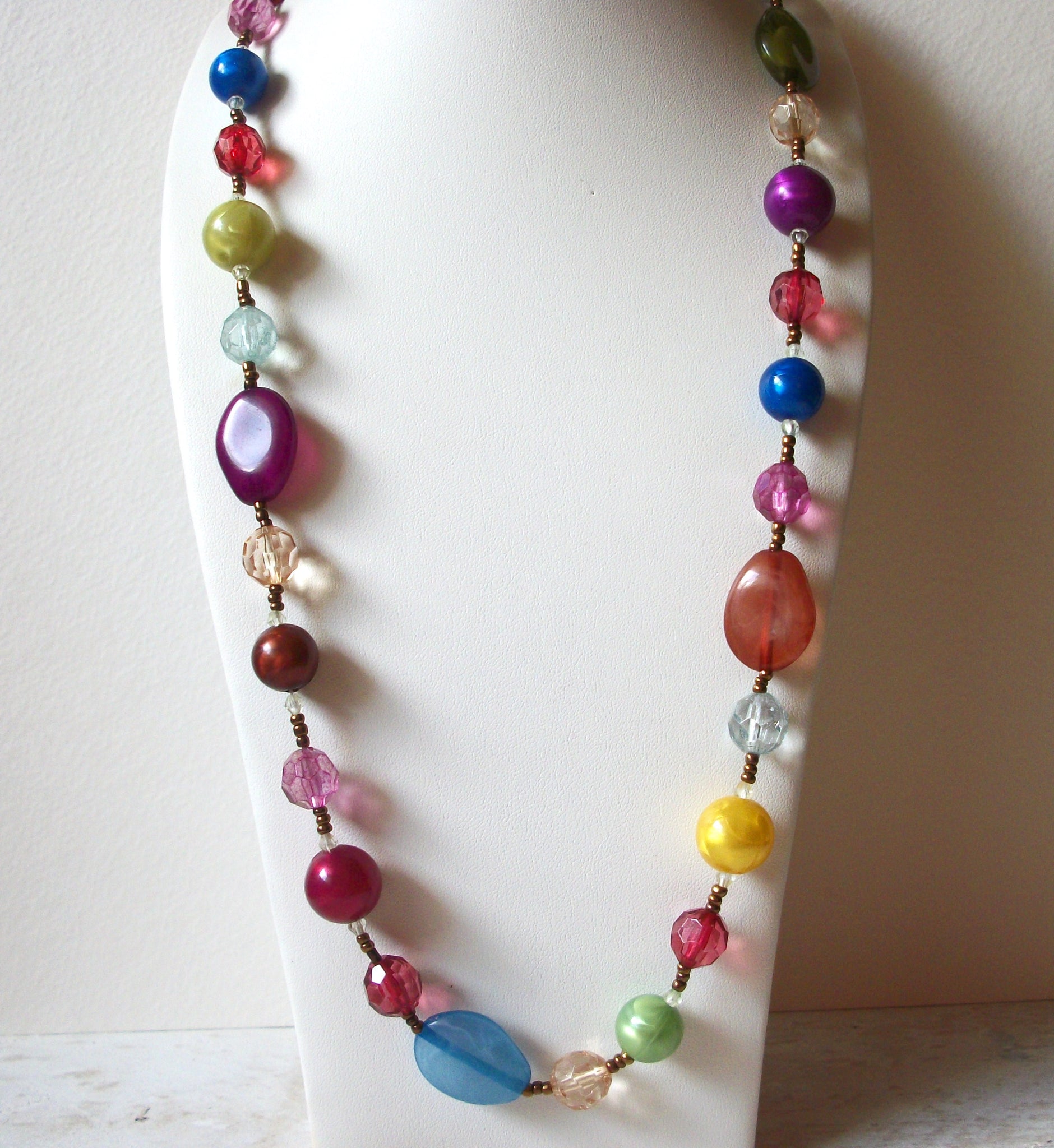 Retro 1970s Colorful Necklace 70620