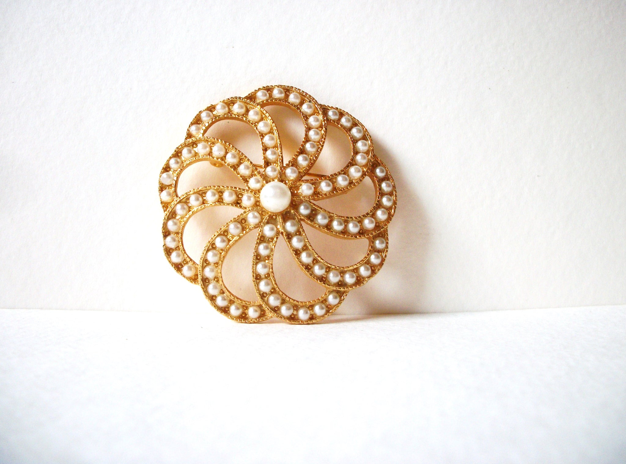 Gold Toned Faux Pearls Pin Wheel  Pin 71218T