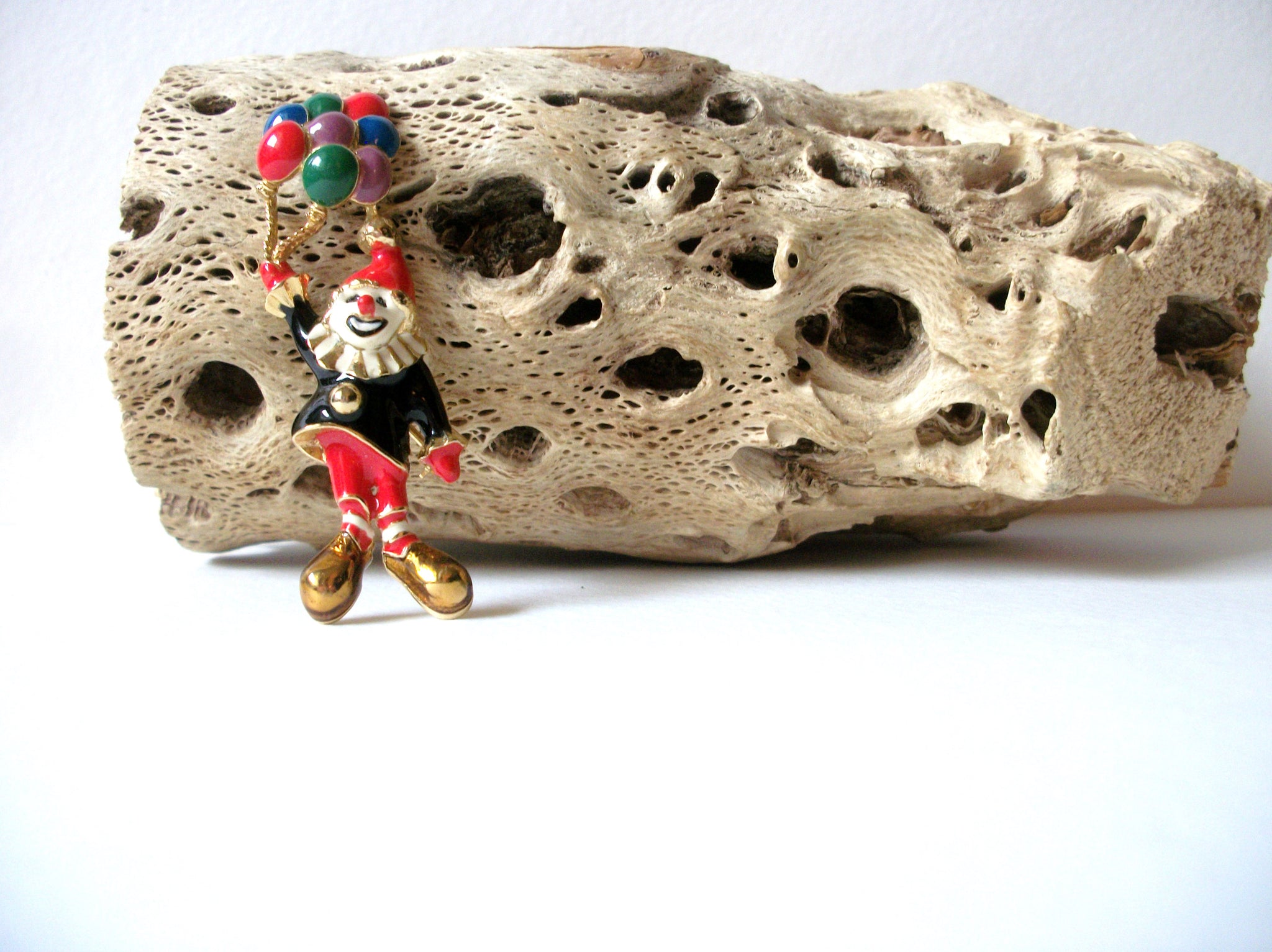 Vintage AAi Enameled Clown Brooch Pin 71218T