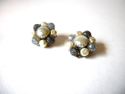Vintage 1950s Gray Glass Pearl Cluster Earrings 70820