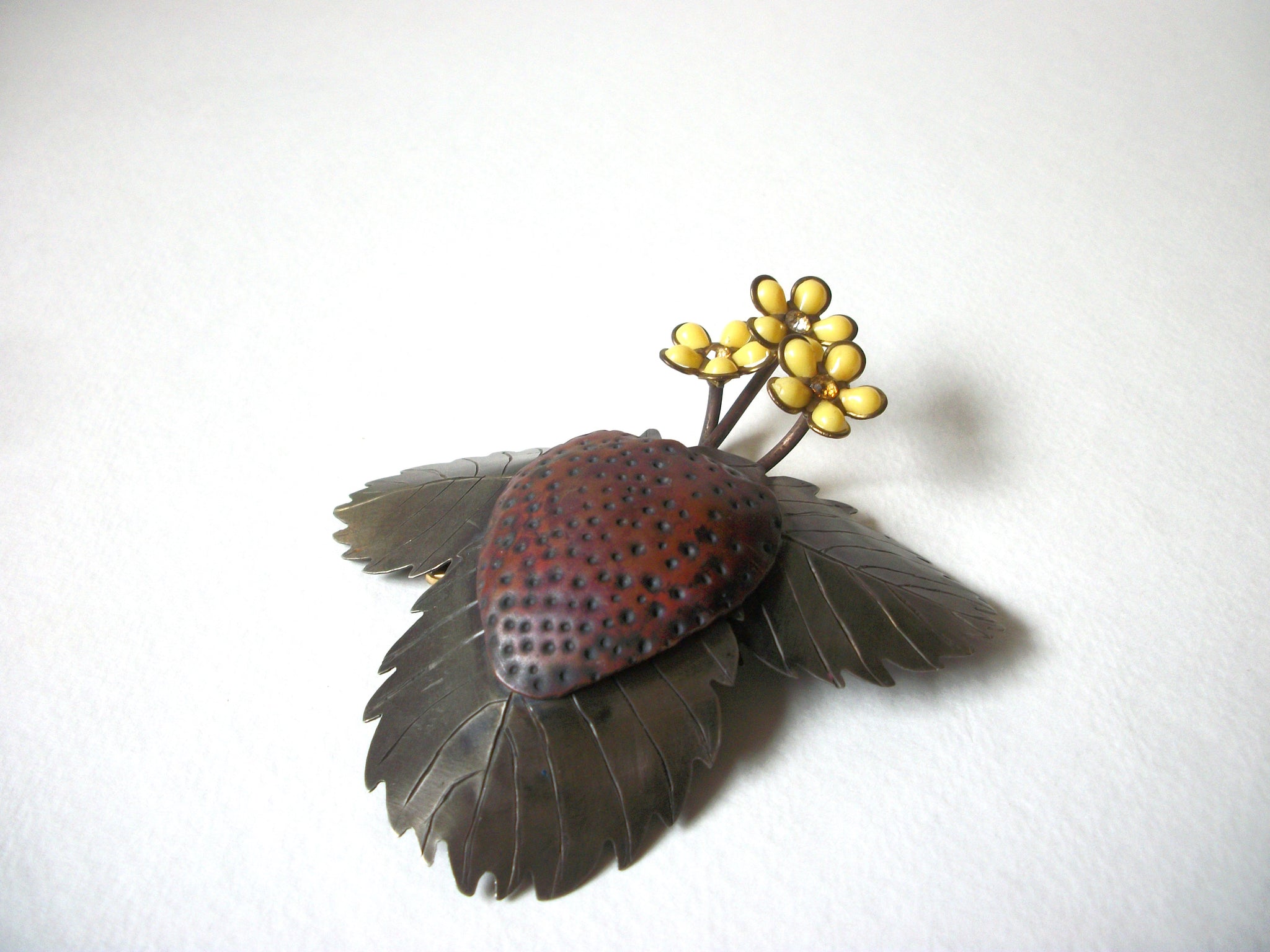 Vintage Large Strawberry Leaf Stick Hat Pin 70820