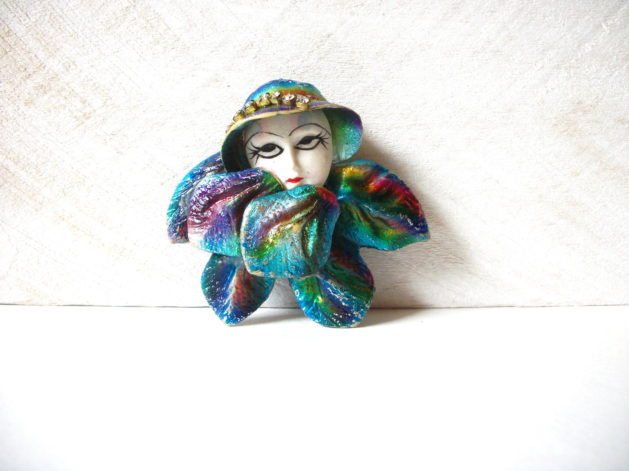 Hand Made Flapper Lady Brooch 70820