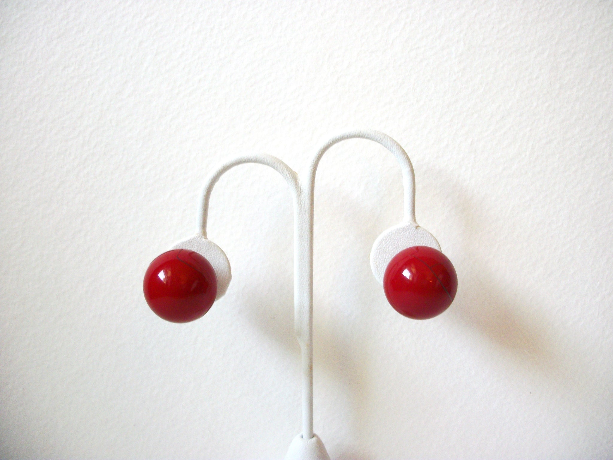 Retro Red Earrings 101020