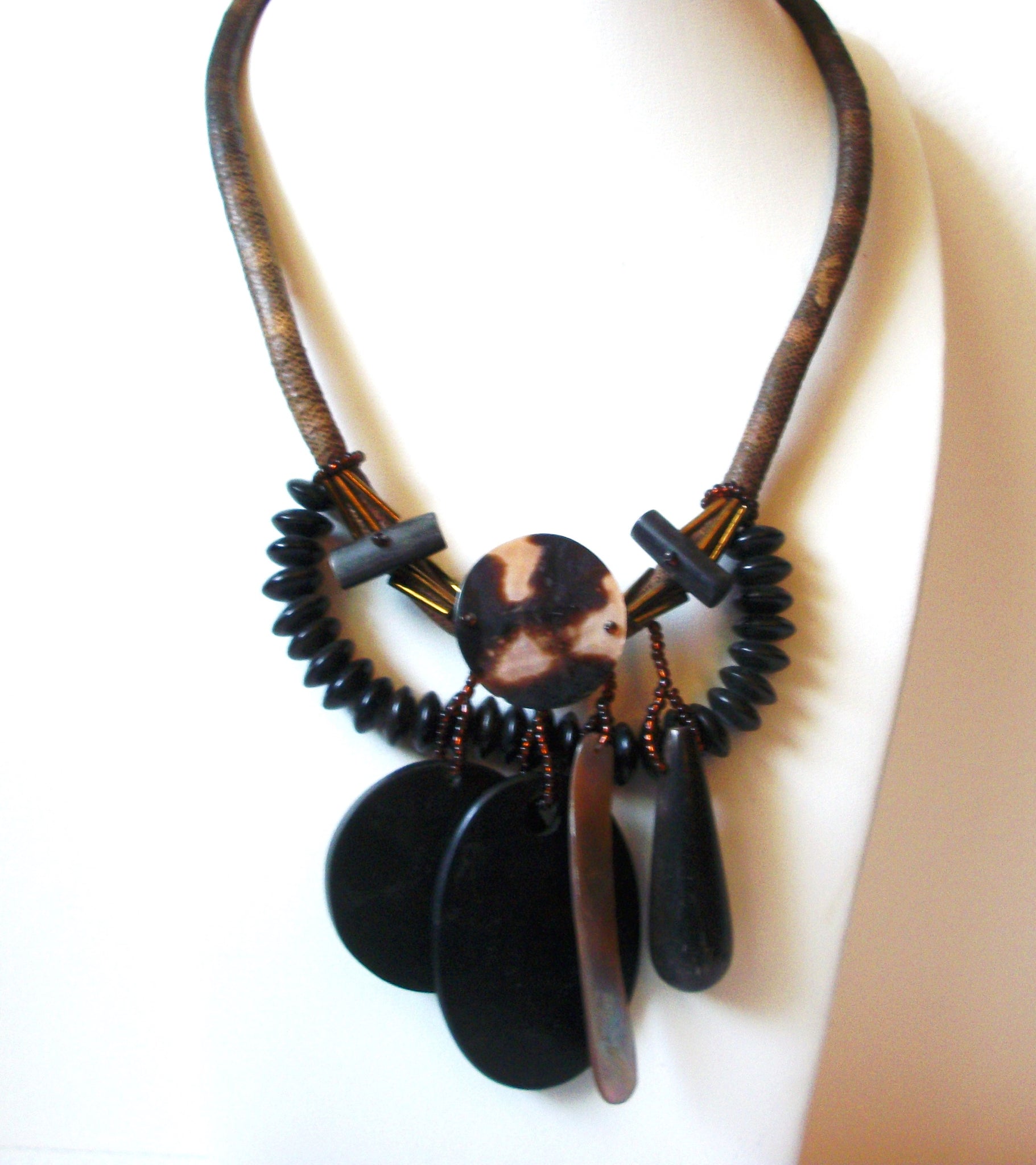 Vintage Brown Leather Wood Necklace 101020