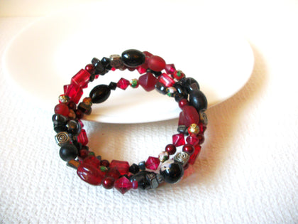 Vintage Red Black Glass Beads Bracelet 101120