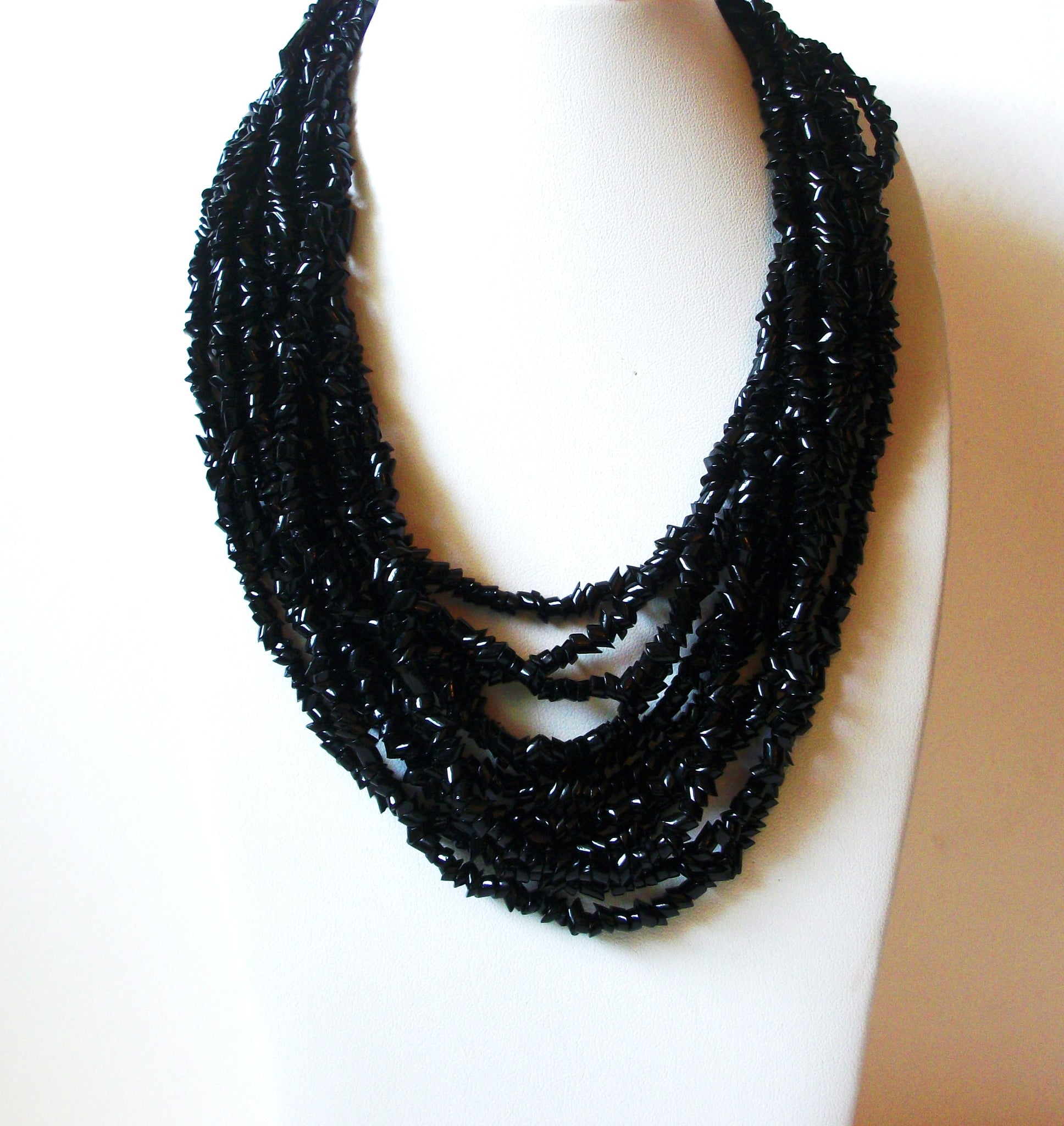 Vintage Chunky Black Glass Necklace 71420