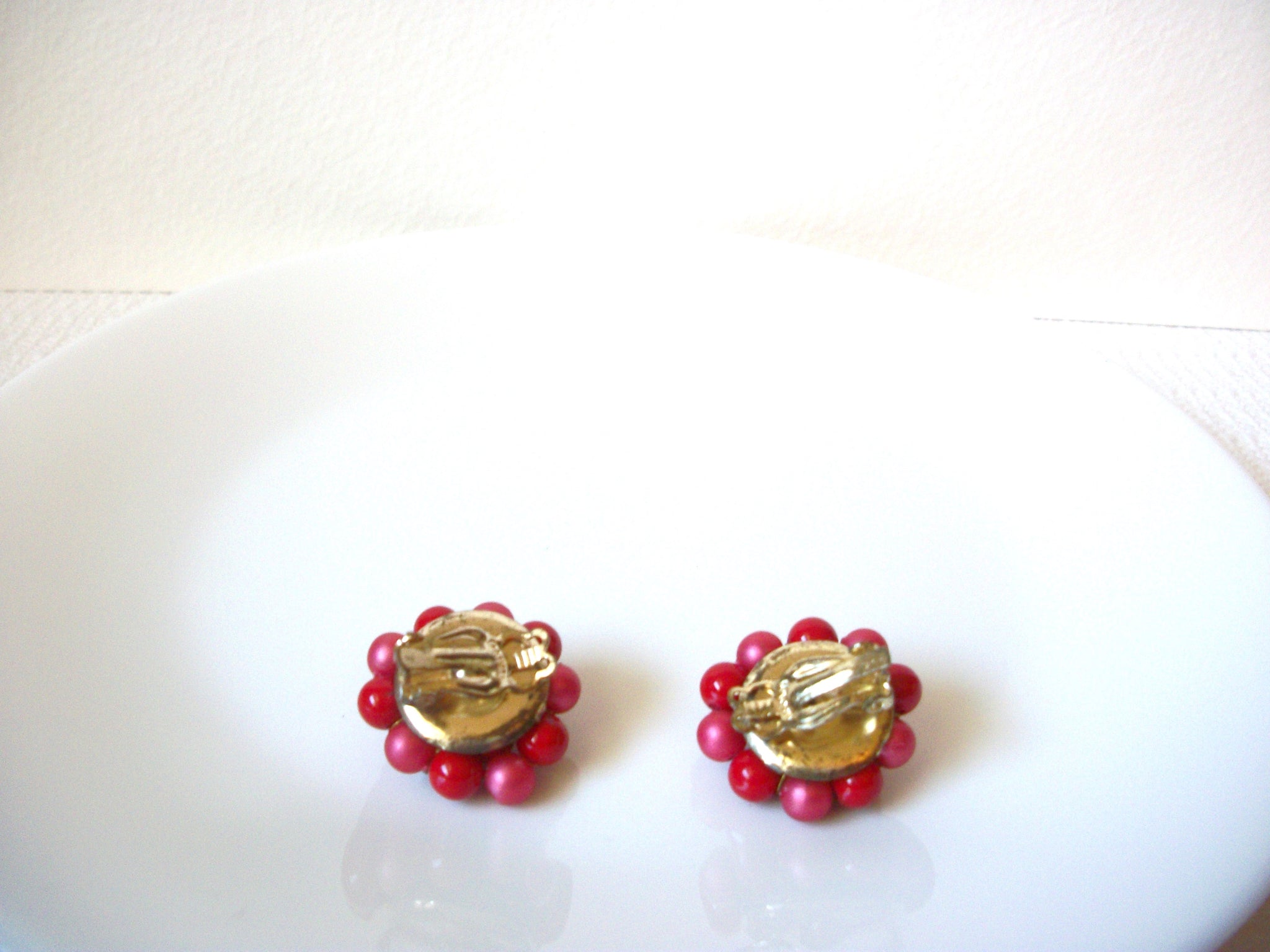 1950s JAPAN Red Cluster Glass Earrings 101320