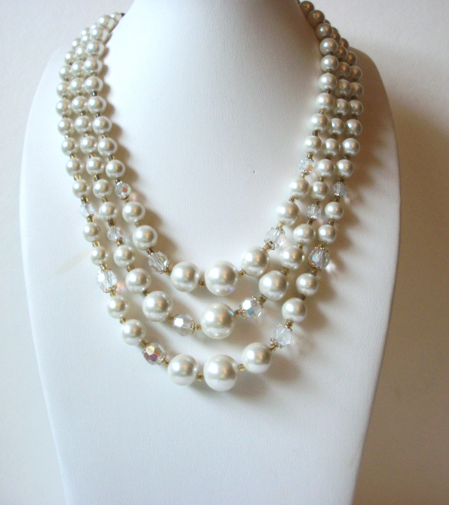 JAPAN Glass Pearl Necklace 71420