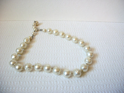 Vintage Hand Molded Lucite Pearl Necklace 101420
