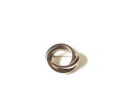 Vintage Silver Toned Circle Brooch 71420
